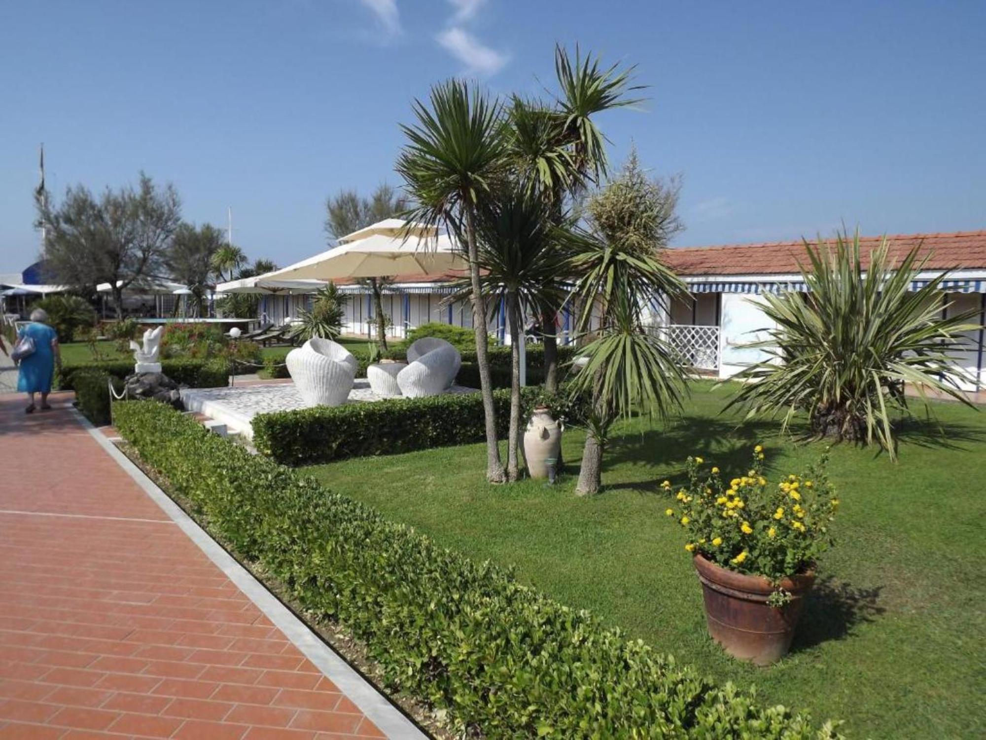 Bed And Breakfast Bagno Venezia Marina Di Carrara Eksteriør billede